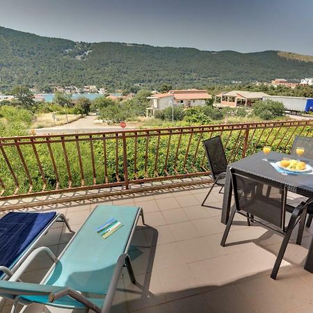 Cozy Apartment Stana In Grebastica Šibenik Kültér fotó