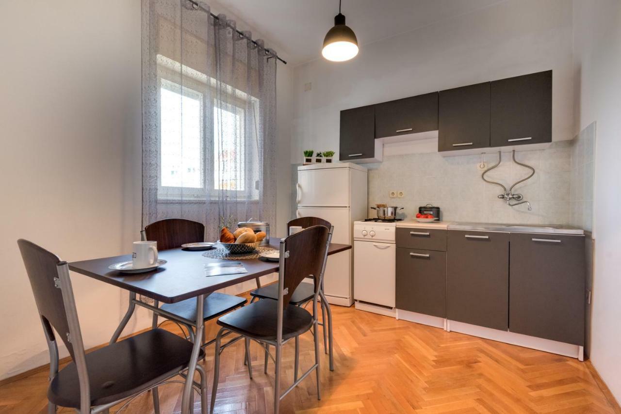 Cozy Apartment Stana In Grebastica Šibenik Kültér fotó