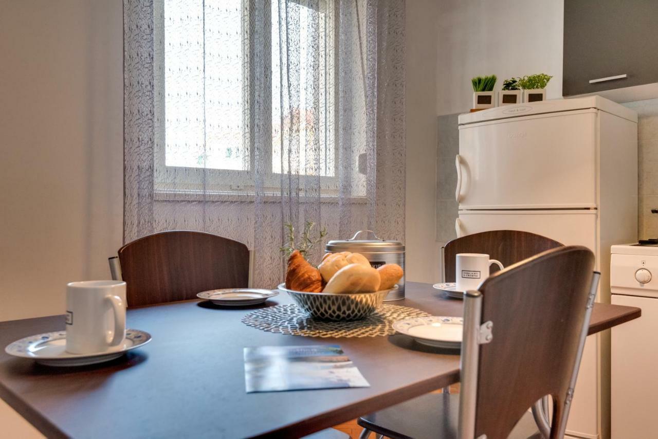 Cozy Apartment Stana In Grebastica Šibenik Kültér fotó