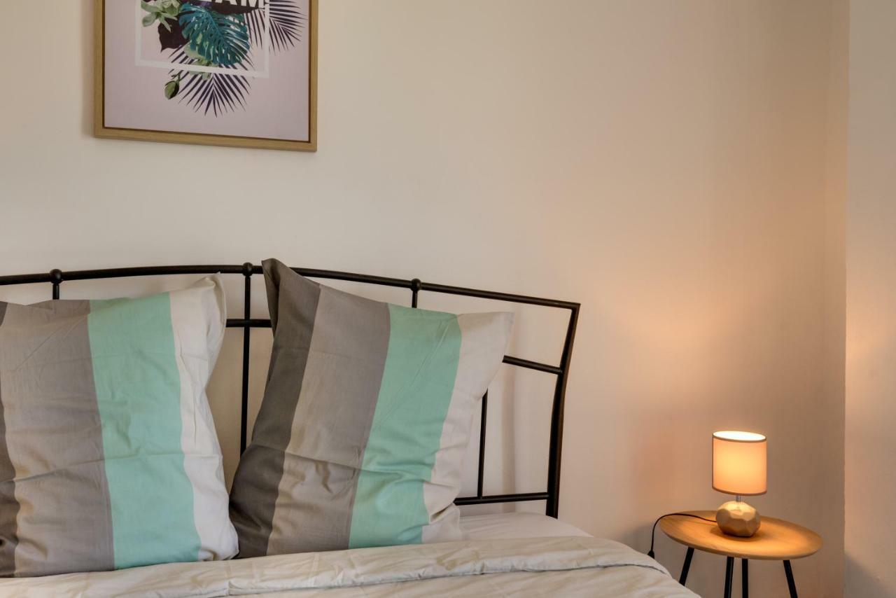 Cozy Apartment Stana In Grebastica Šibenik Kültér fotó